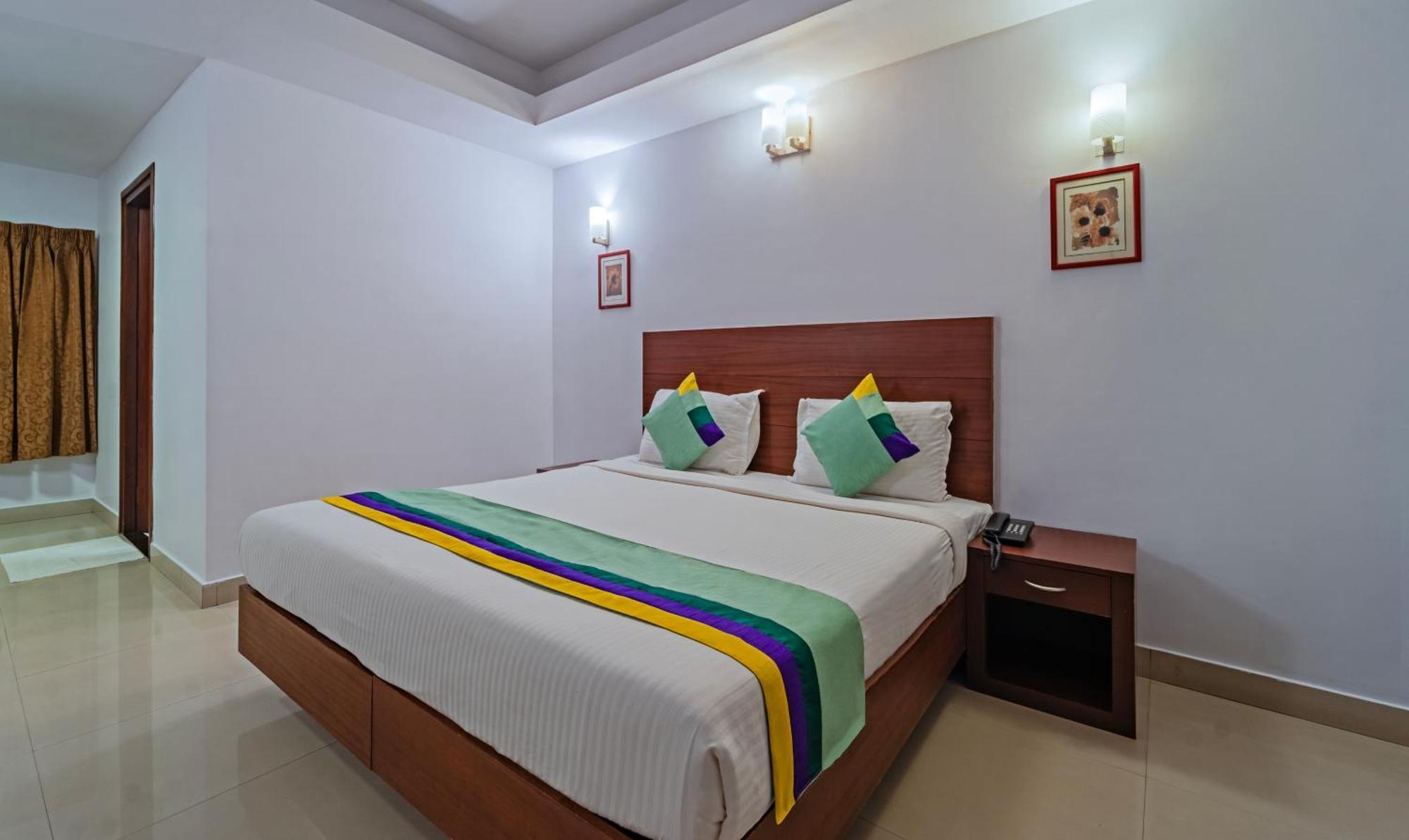 Treebo Central Thrissur Екстериор снимка