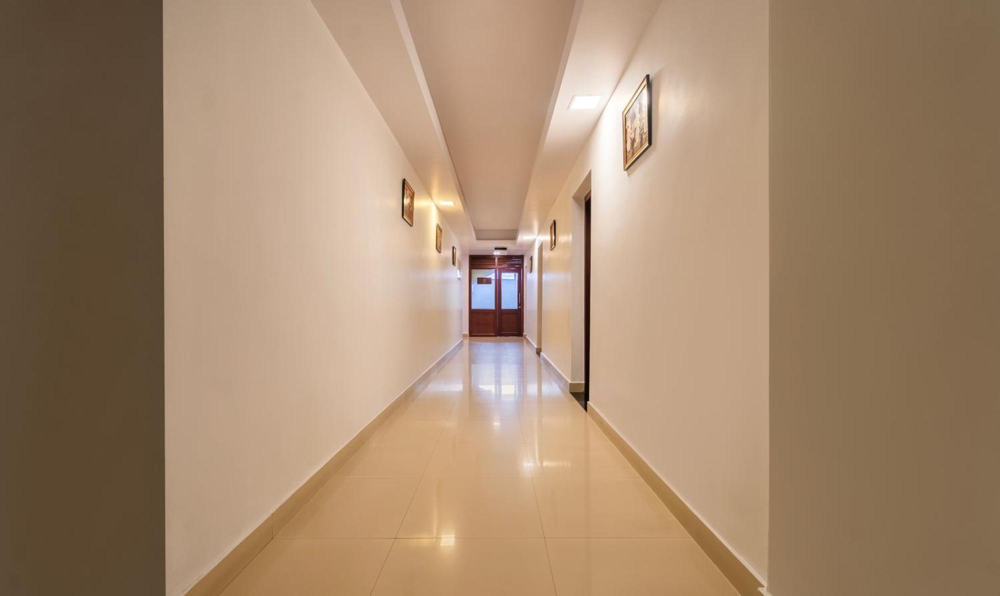 Treebo Central Thrissur Екстериор снимка