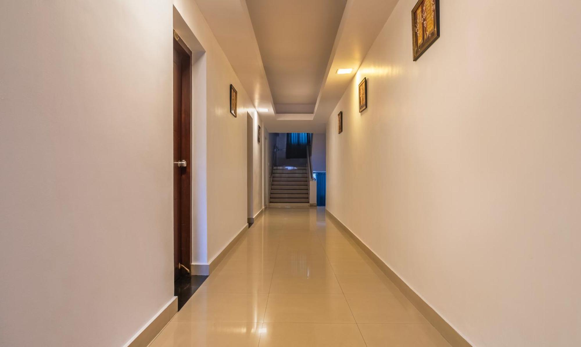 Treebo Central Thrissur Екстериор снимка