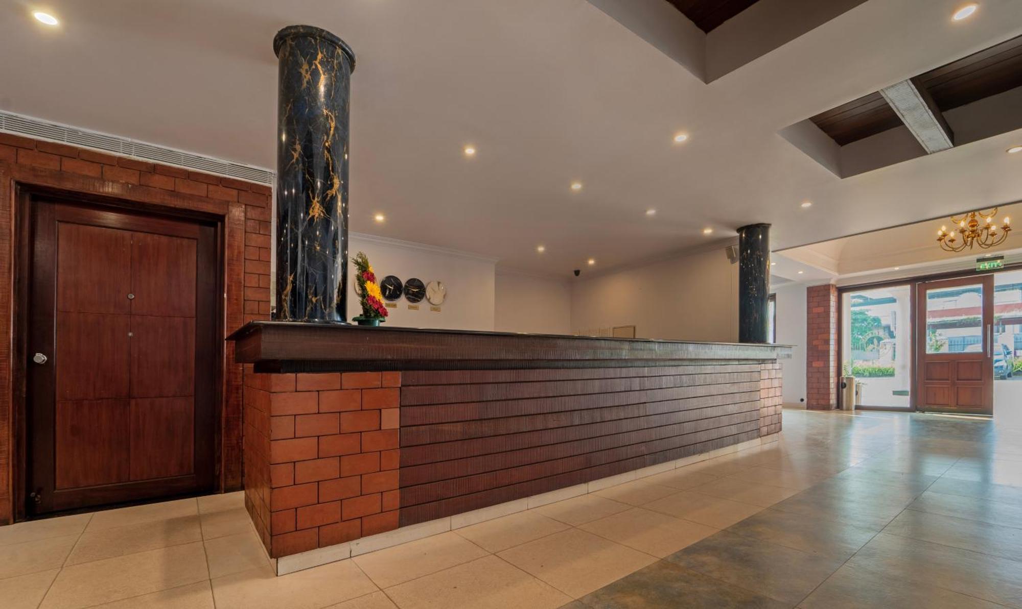 Treebo Central Thrissur Екстериор снимка