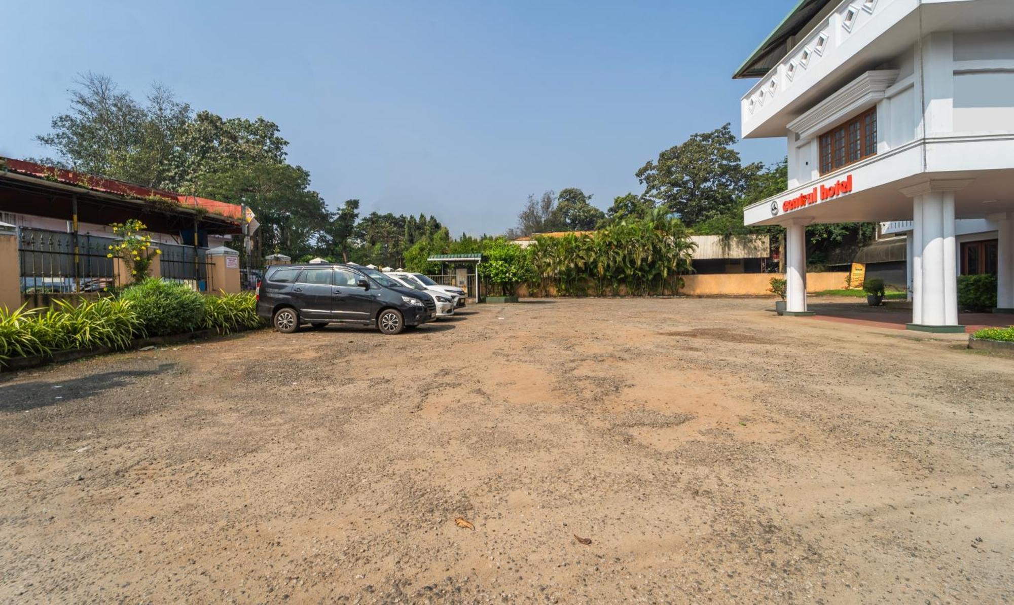 Treebo Central Thrissur Екстериор снимка